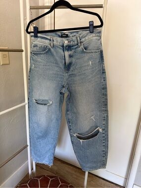 Light Blue Distressed women’s  Jeans